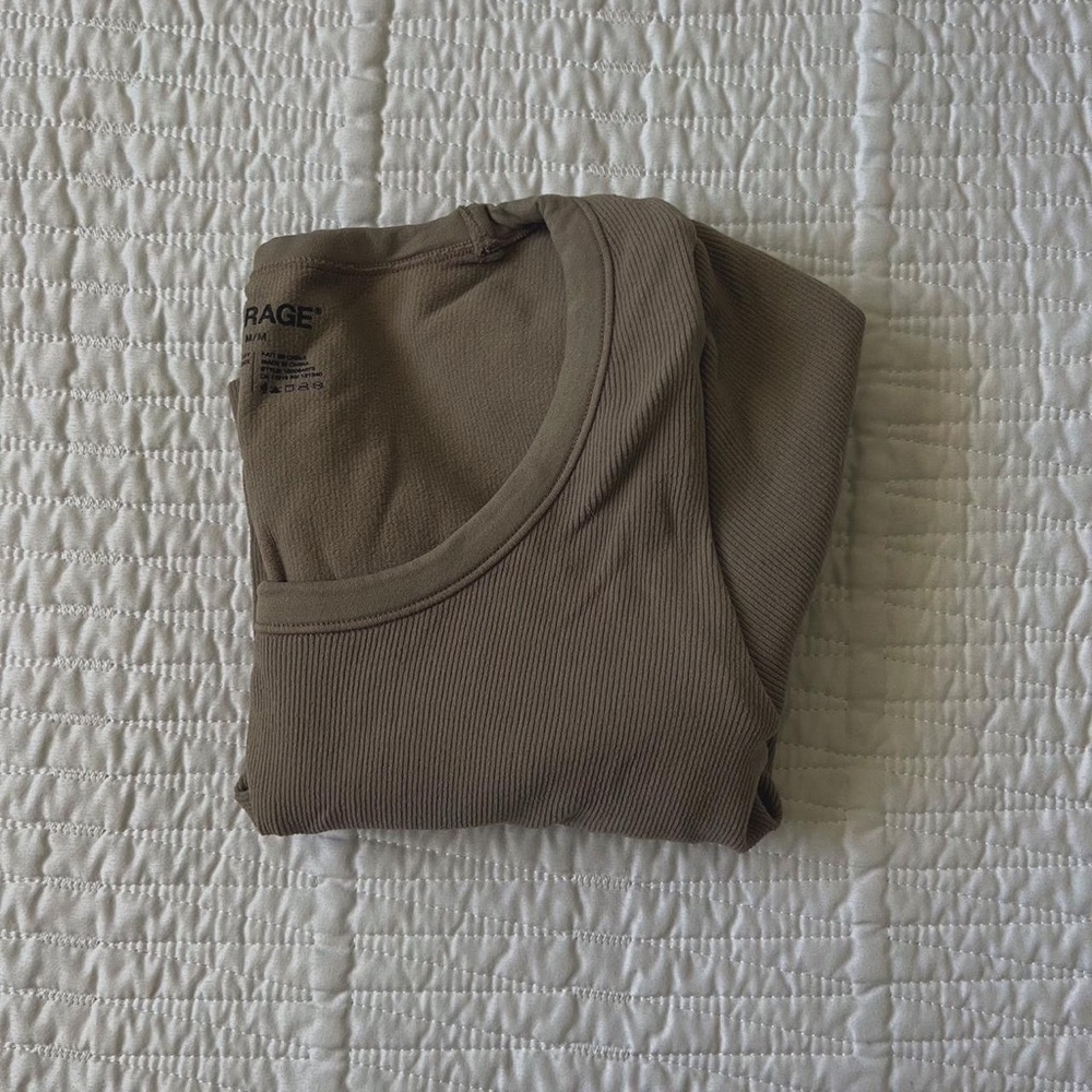 brown garage fitted top
